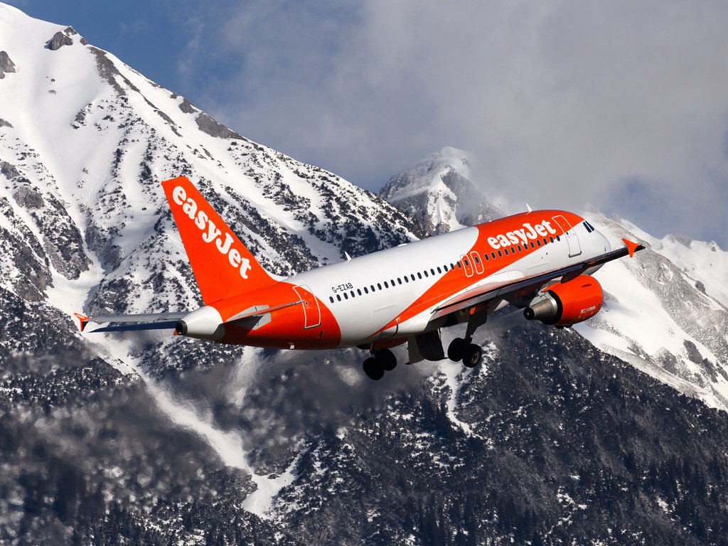 EasyJet Airbus A319 G-EZAB upcycled office desk chair Boeing aviator pilot A320 a321 Flight deck short haul ezy