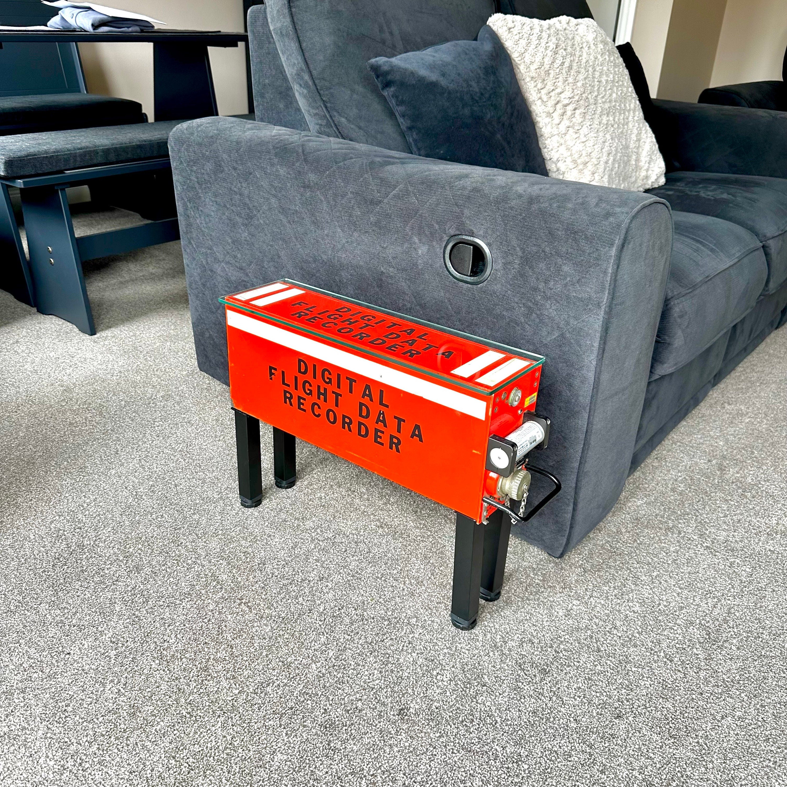 Black Box Flight Data Recorder Coffee Table fuselage Airline Aviation Upcycle Boeing Gift Plane Aircraft Aviator Pilot A319 SAS 146 Avro BAE
