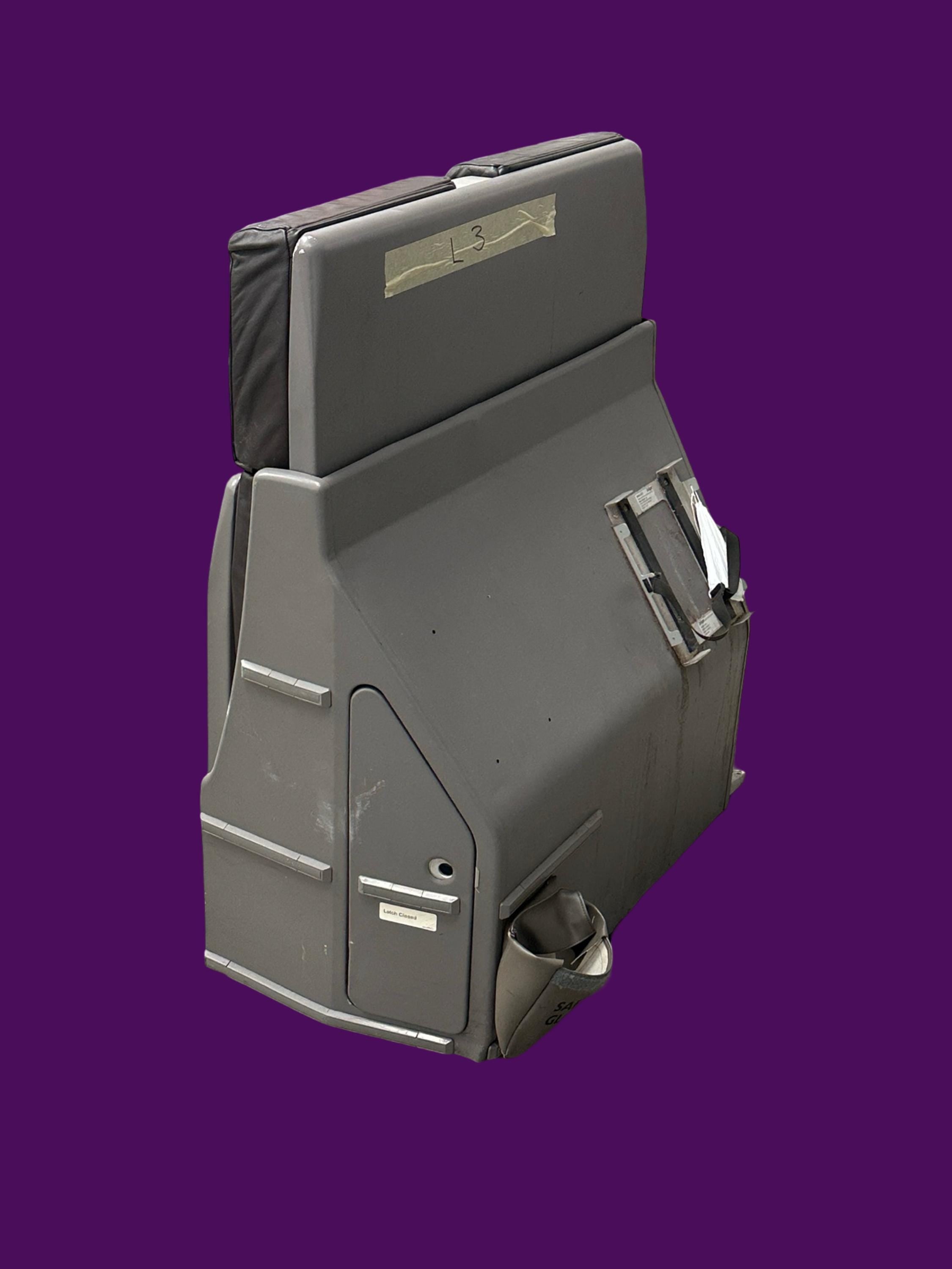 Virgin Atlantic Boeing 747 G-VXLG Flight Attendant Crew Seat Pursor Host Hostess Collectible Memorabilia Gift Jumbo Jet 747-400 Door Phone