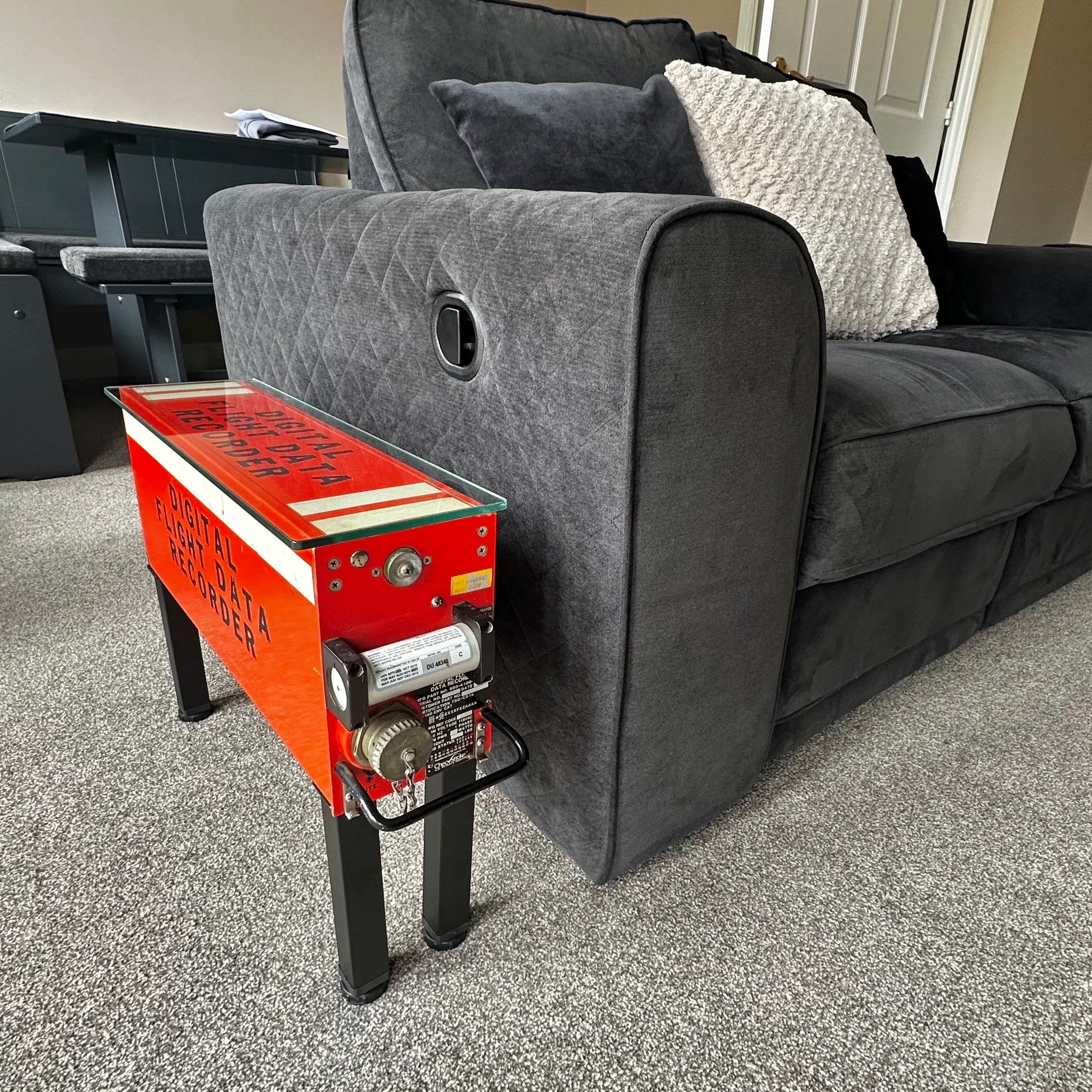 Black Box Flight Data Recorder Coffee Table fuselage Airline Aviation Upcycle Boeing Gift Plane Aircraft Aviator Pilot A319 SAS 146 Avro BAE