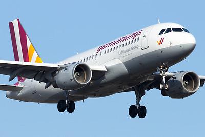 Eurowings A319 D-AKNO Fuselage Cut Luggage Tag Keychain Keyring Plaque  Collectible Airbus memorabilia Pilot  engraved