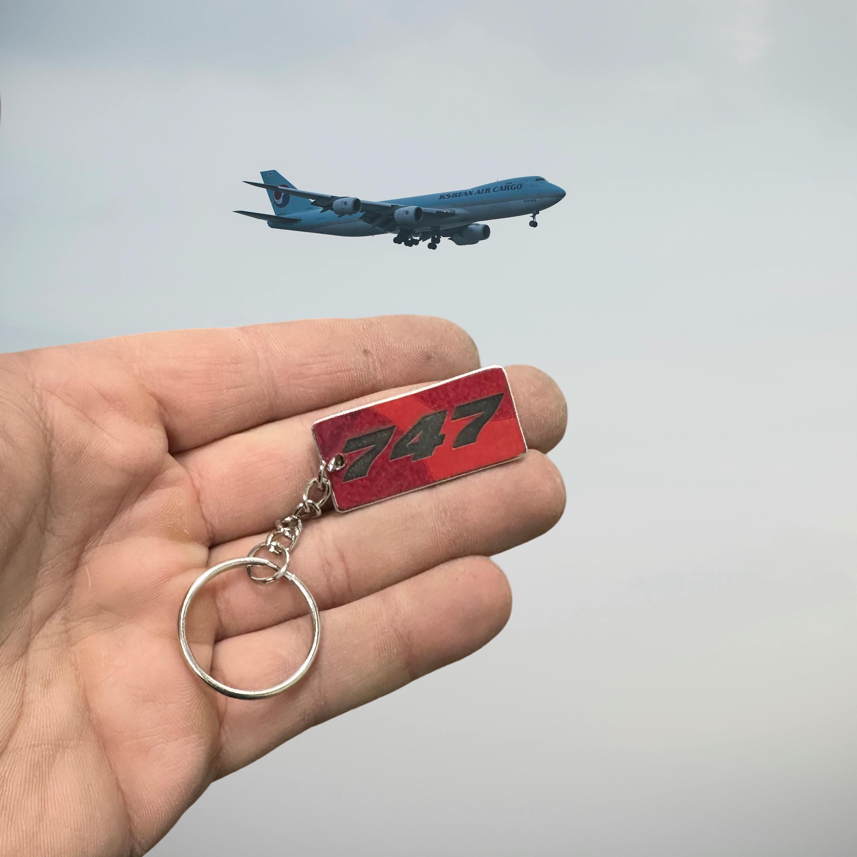 British Airways Boeing 747 G-CIVO Tail Cut Luggage Tag Keychain Keyring concorde Collectible Airbus memorabilia Pilot gift engraved Luxury