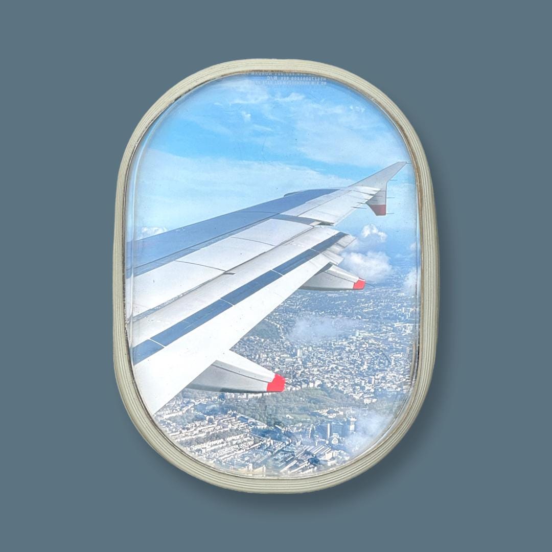 British Airways G-EUPB Airbus A319 Window fuselage Cut Wall Clock Airline Aviation Upcycle Boeing Gift Plane Aircraft Aviator Picture