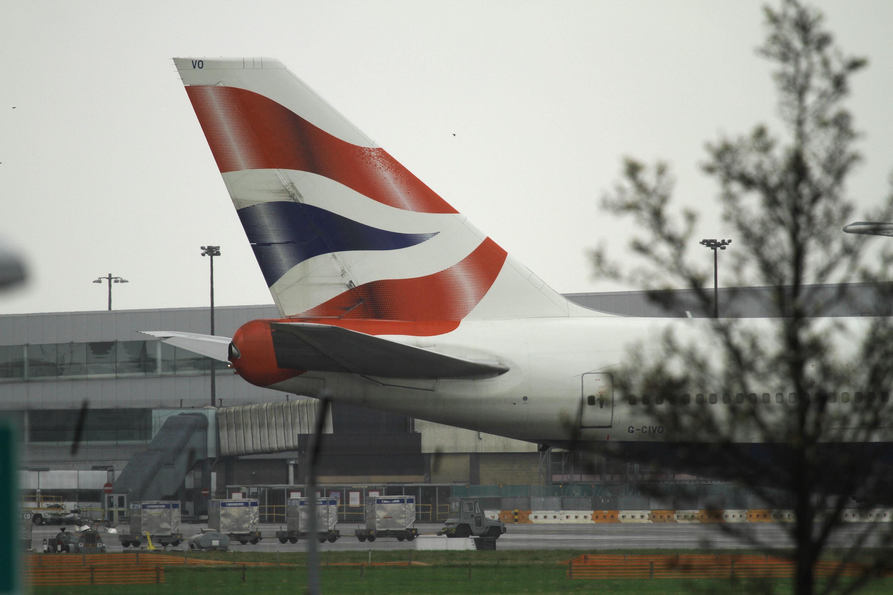 British Airways Boeing 747 G-CIVO Composite Engraved Fuselage Cut Engraved Keychain Keyring  Retro aviation aviator pilot 747-400 400 100
