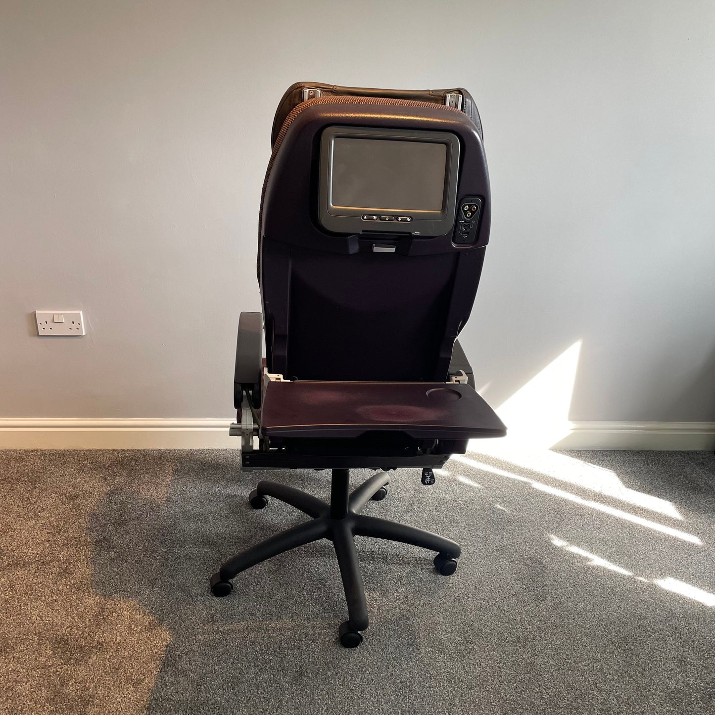 Virgin Atlantic Boeing 747 G-VAST Bulkhead Premium Economy Upcycled Office Desk Chair Captain Officer