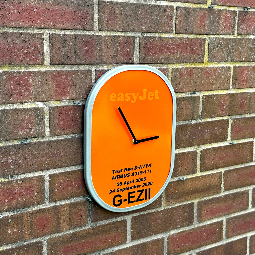 EASYJET AIRLINES G-EZII Airbus A319 Window Clock Airline Aviation Upcycle Boeing Gift Plane Aircraft Aviator