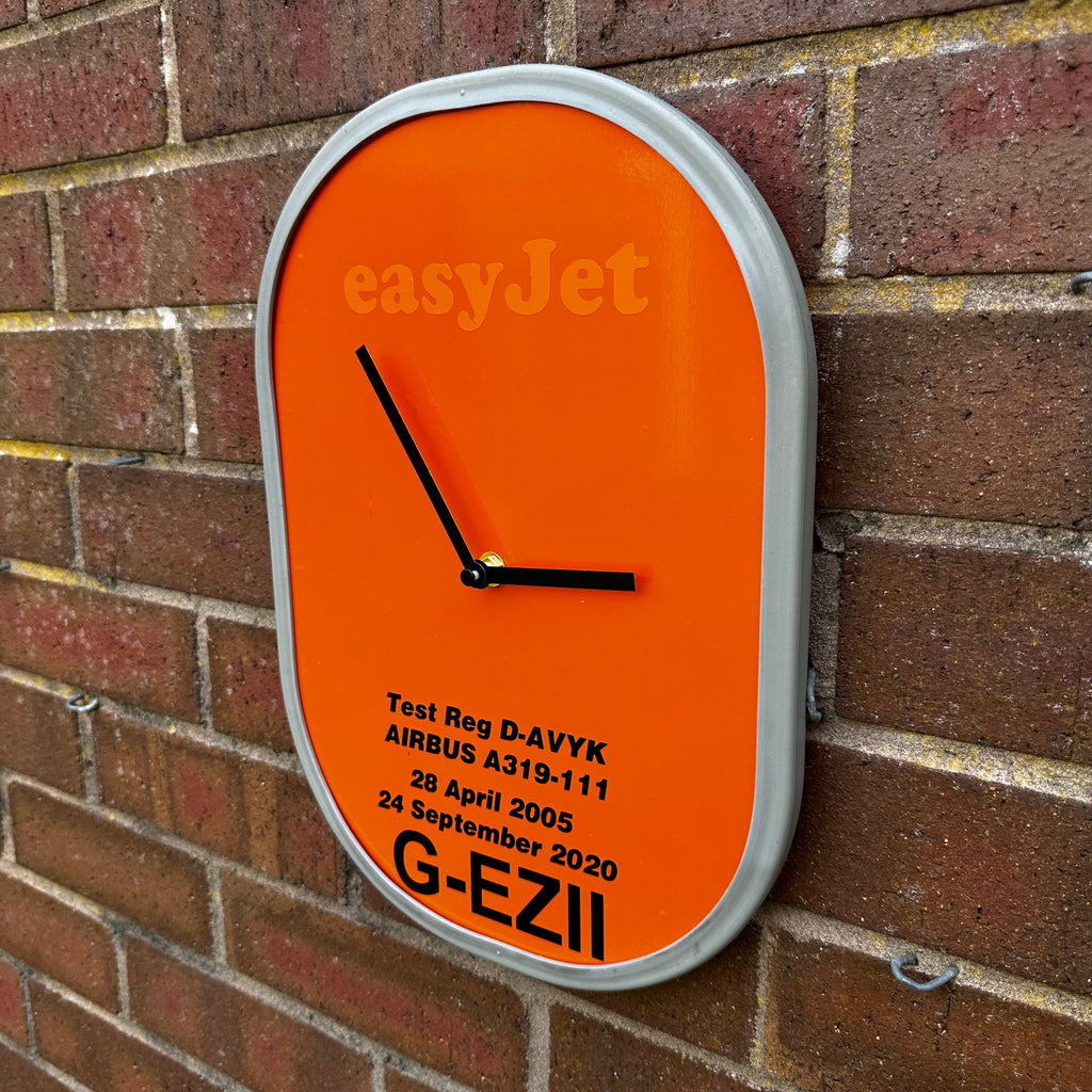 EASYJET AIRLINES G-EZII Airbus A319 Window Clock Airline Aviation Upcycle Boeing Gift Plane Aircraft Aviator