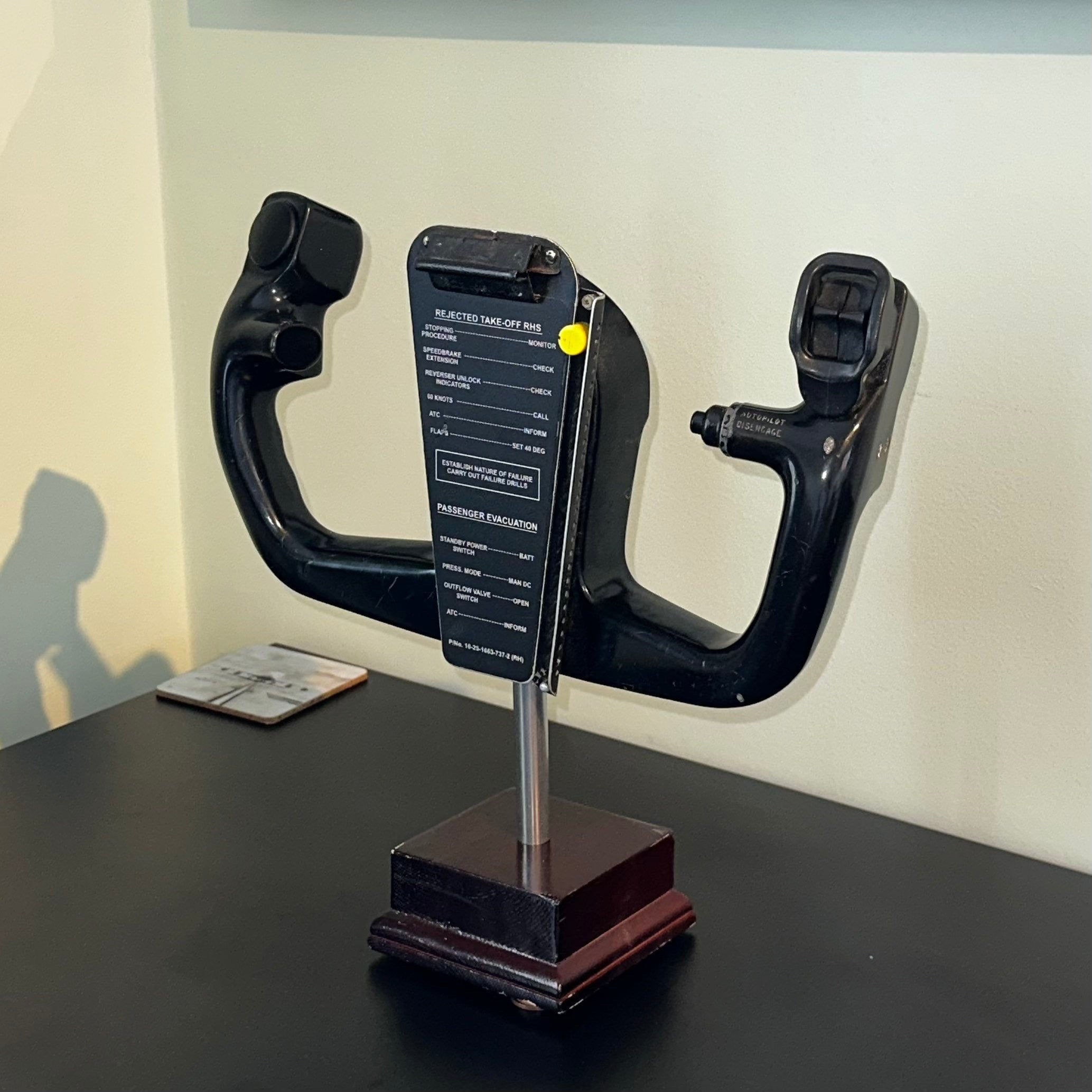 Jet2 G-GDFH Boeing 737 First Officer Control Yoke Airline Aviation Upcycle Boeing Gift Plane Aircraft Aviator