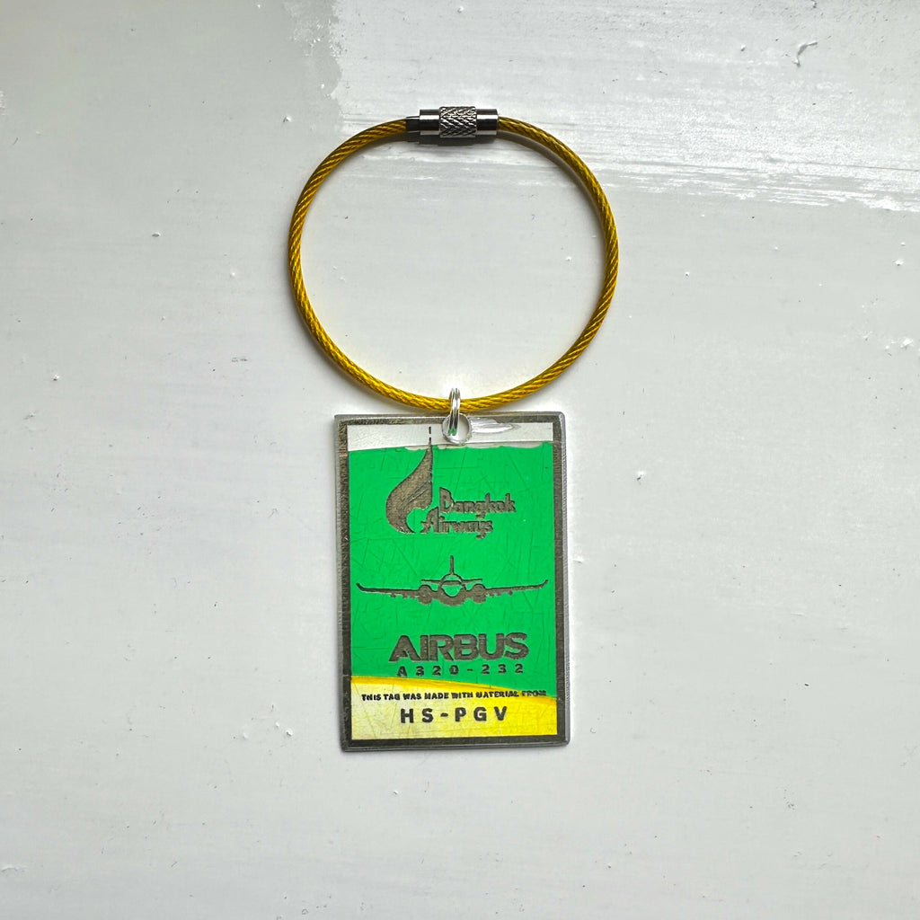 Bangkok Airways Airbus A320 HS-PGV Fuselage Cut Luggage Tag Keychain Keyring Plaque  Collectible Airbus memorabilia Pilot  engraved