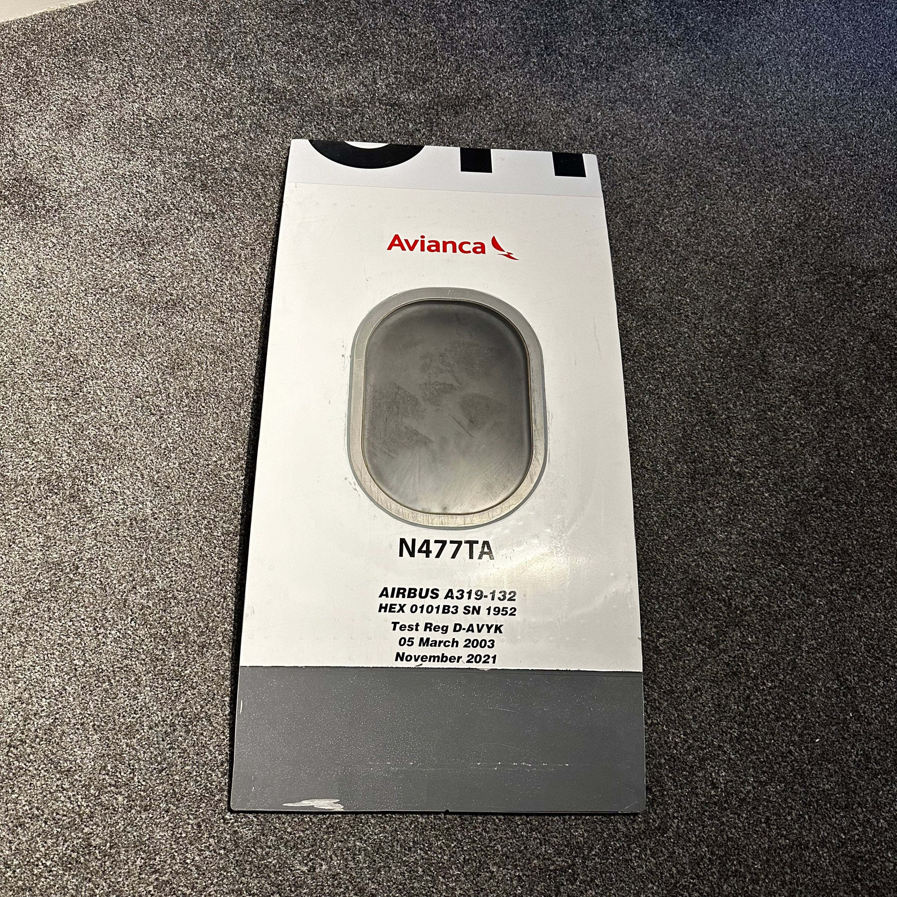 Avianca Airlines N477TA Airbus A319 Window fuselage Cut Airline Aviation Upcycle Boeing Gift Plane Aircraft Aviator