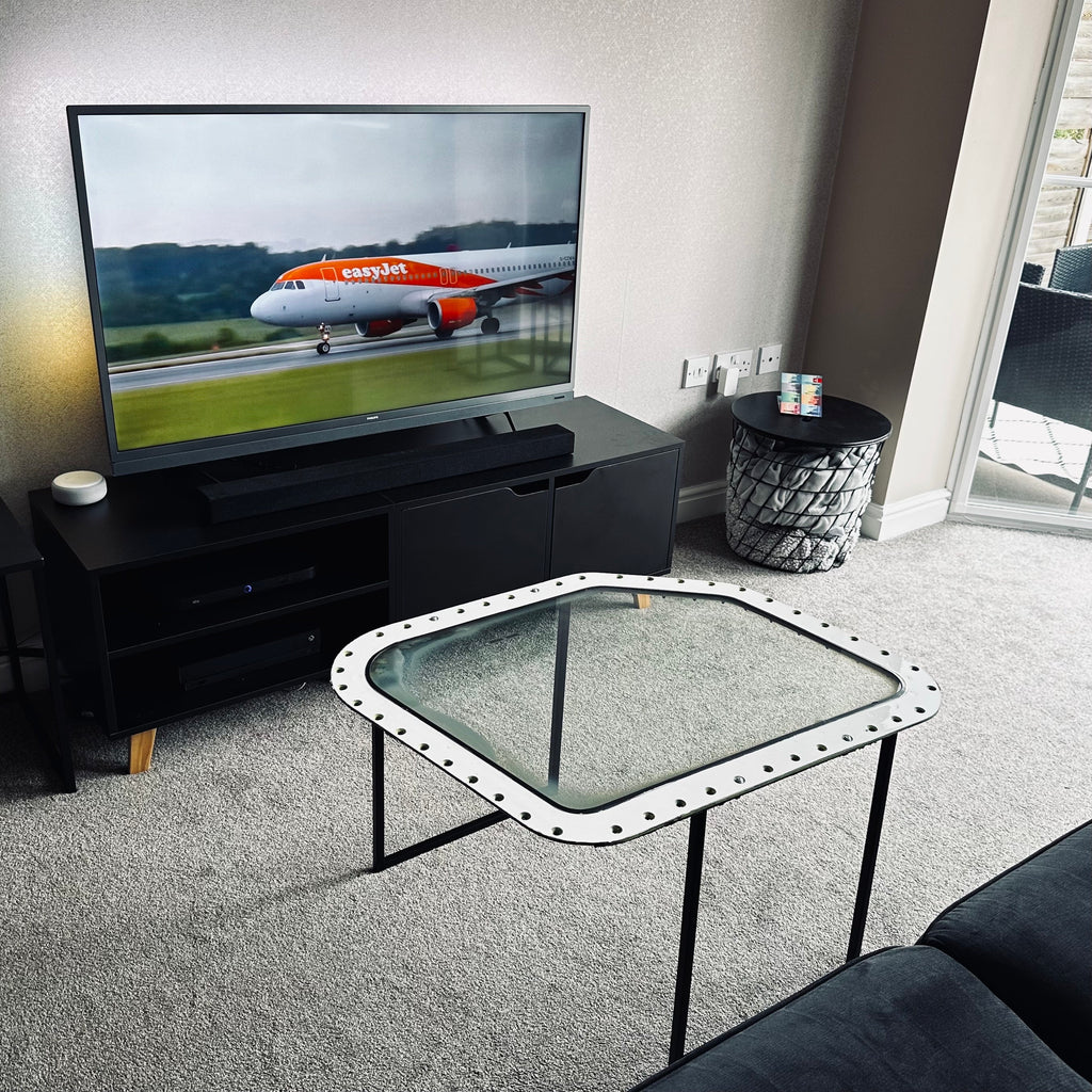 Easyjet Airbus A320 Cockpit Windscreen Coffee Table fuselage Airline Aviation Upcycle Boeing Gift Plane Aircraft Aviator Pilot A319