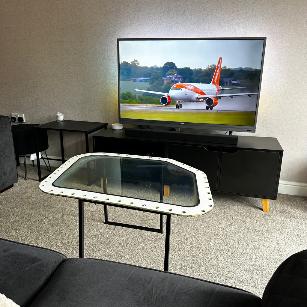 Easyjet Airbus A320 Cockpit Windscreen Coffee Table fuselage Airline Aviation Upcycle Boeing Gift Plane Aircraft Aviator Pilot A319