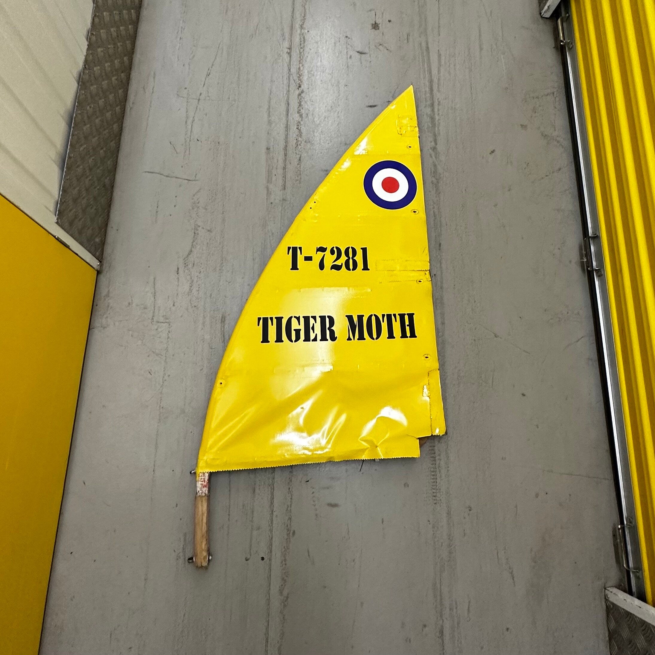 De Havilland DH-82A Tiger Moth II g-artl Wing Section Elevator Part Airline Aviation Upcycle Boeing Plane Aviator WW2