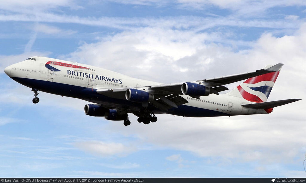 British Airways G-CIVU Boeing 747 Window fuselage Cut Clock Airline Aviation Upcycle Boeing Gift Plane Aircraft Aviator