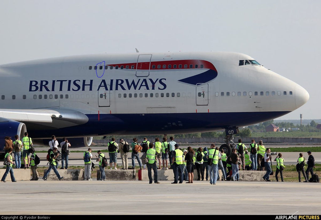 British Airways  G-BYGD Boeing 747 Window fuselage Cut Upper Deck Airline Aviation Upcycle Boeing Gift Plane Aircraft Aviator