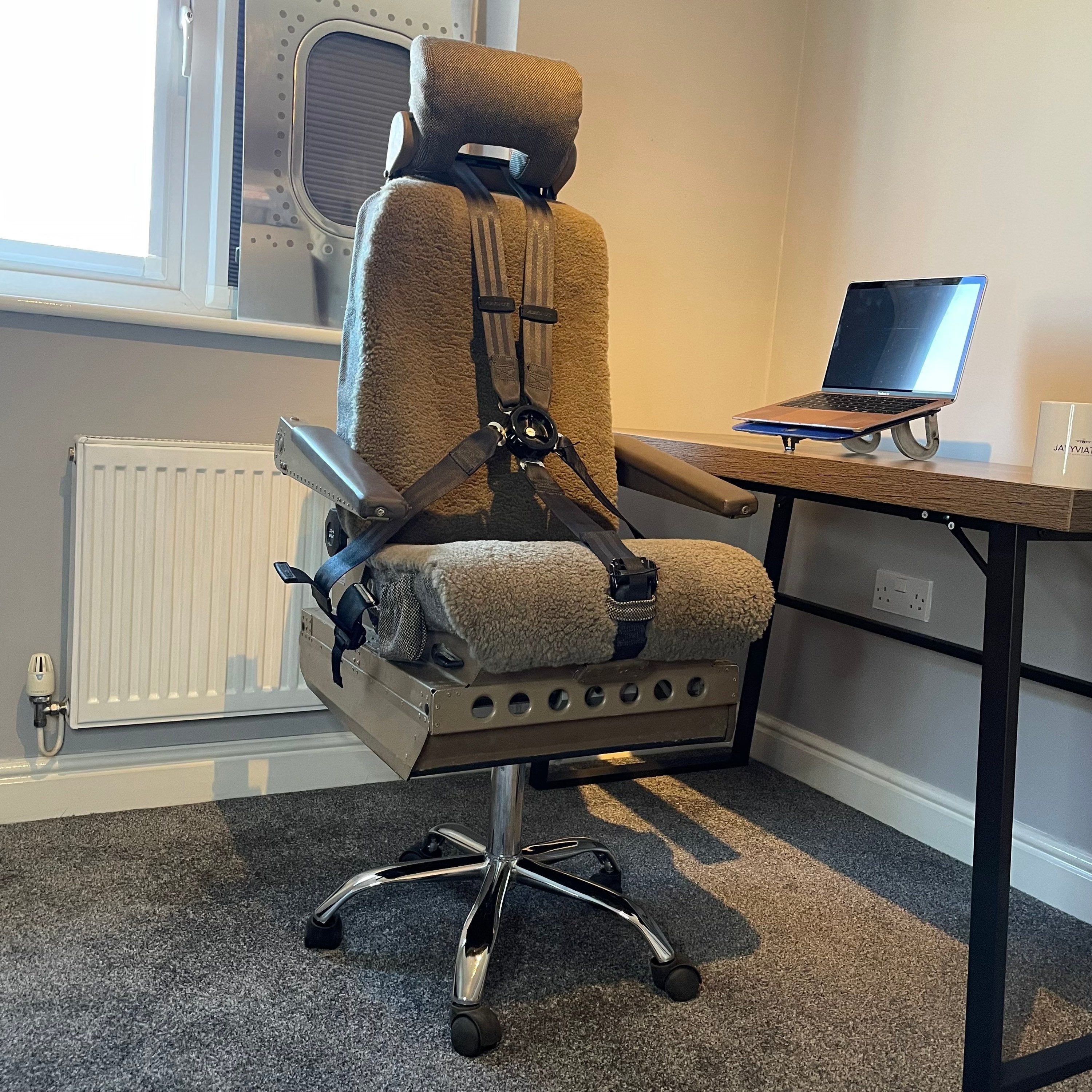 British Airways Boeing 747 G-BNLN g-civv g-bygg Cockpit Observer Jumpseat Upcycled Office Desk Chair Captain Officer