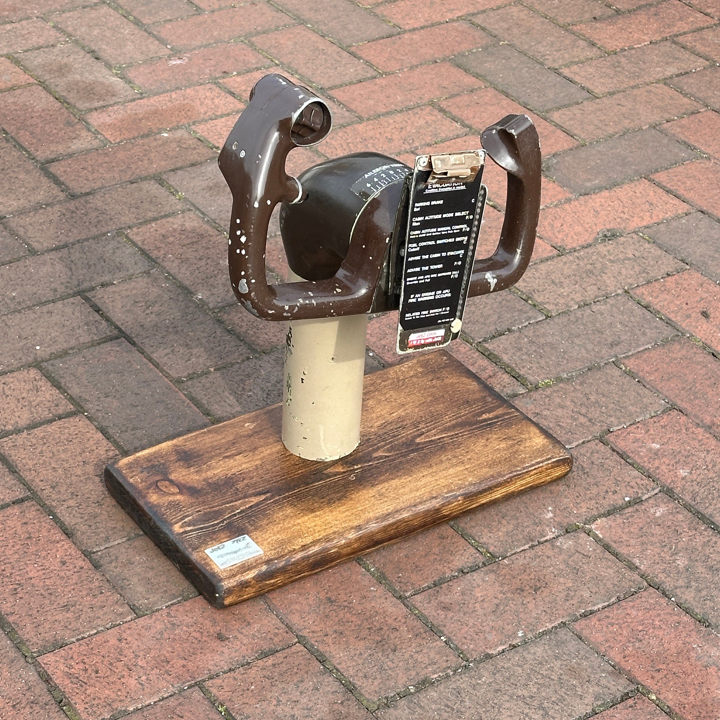 Jet2 G-LSAA Boeing 757 Captain Control Yoke Mounted Oak Wood Airline Aviation Upcycle Boeing Gift Plane Aircraft Aviator