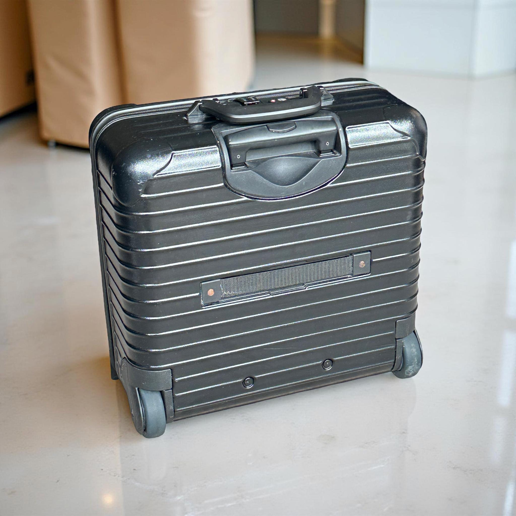 Rimowa x Lufthansa Collab Collaboration Bolero 23L - Cabin Brief Carry-on Made in Germany Wheeler Business Suitcase