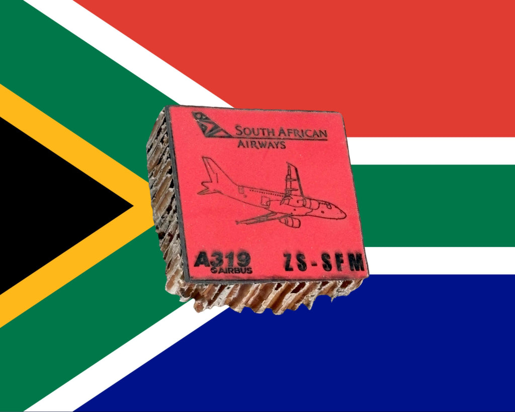 South African Airways Airbus A319 ZS-SFM leading edge composite Fuselage  Collectible Airbus memorabilia Pilot gift engraved Desk ornament