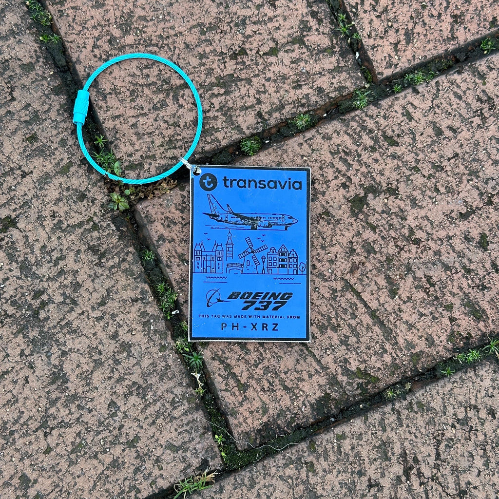 Transavia Boeing 737 PH-XRZ Fuselage Cut Engraved Keychain Key Ring Keyring  Retro aviation aviator pilot