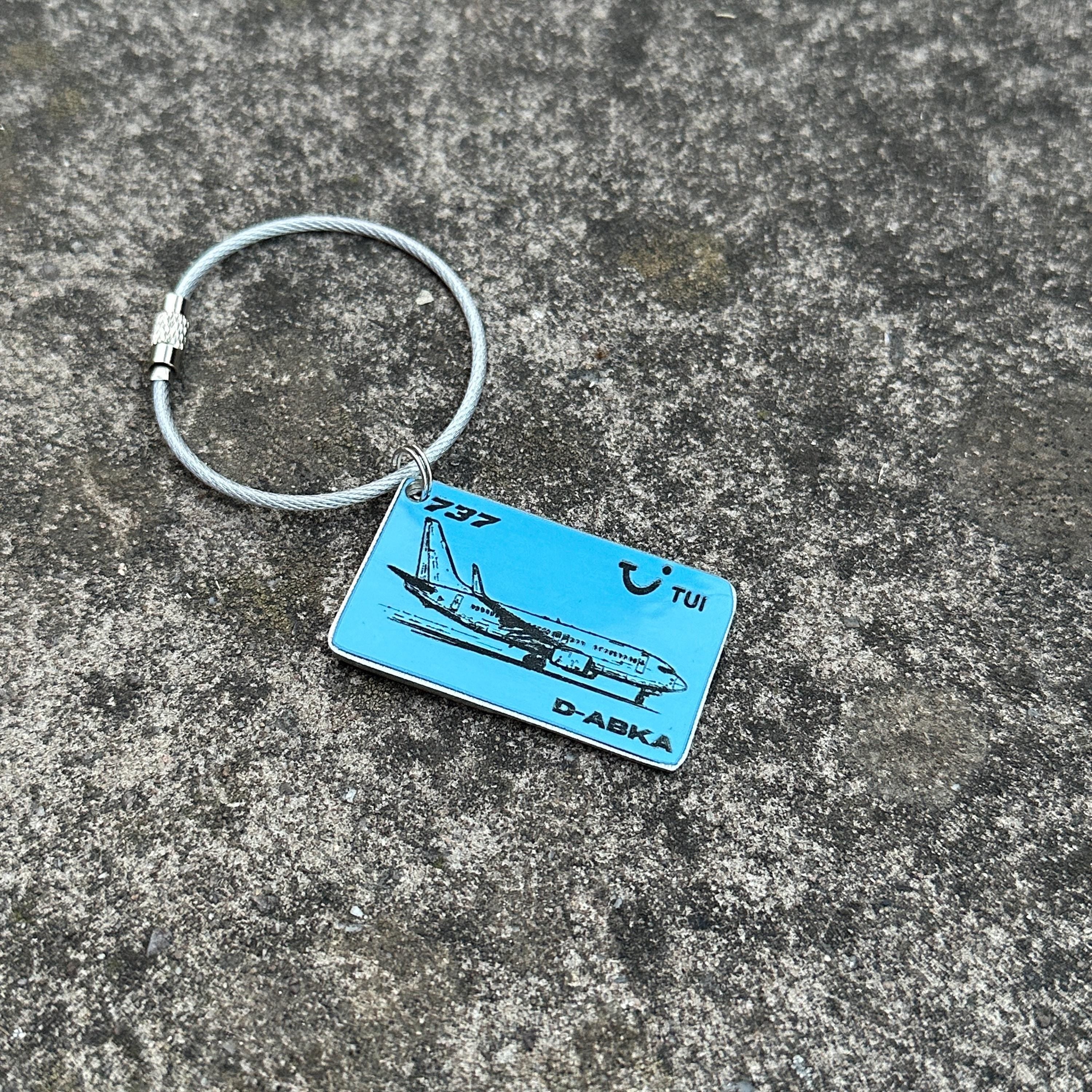 TUI Boeing 737 D-ABKA Fuselage Flight Cut Luggage Tag Keychain Keyring   Collectible Airbus memorabilia Pilot gift engraved Genuine