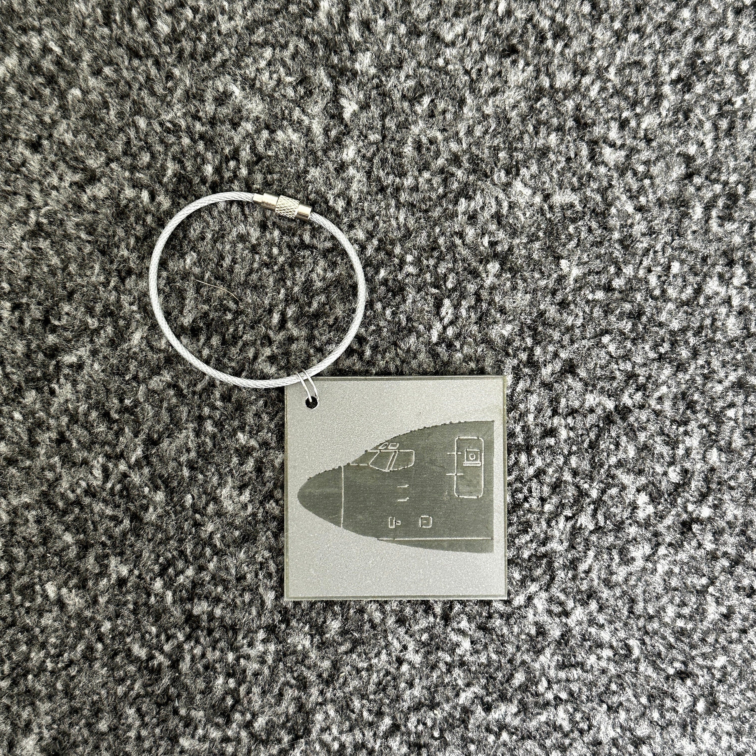 Jet2 Boeing 737 G-CELV Fuselage Cockpit Cut Luggage Tag Keychain Keyring Plaque  Collectible Airbus memorabilia Pilot gift engraved Laser