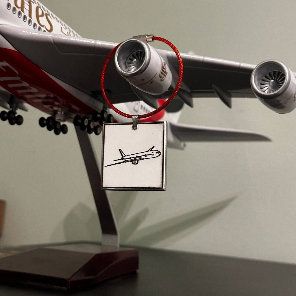 British Airways Boeing 777 G-ZZZA Fuselage Cut Keychain Keyring Plaque  Collectible Airbus memorabilia Pilot gift engraved large