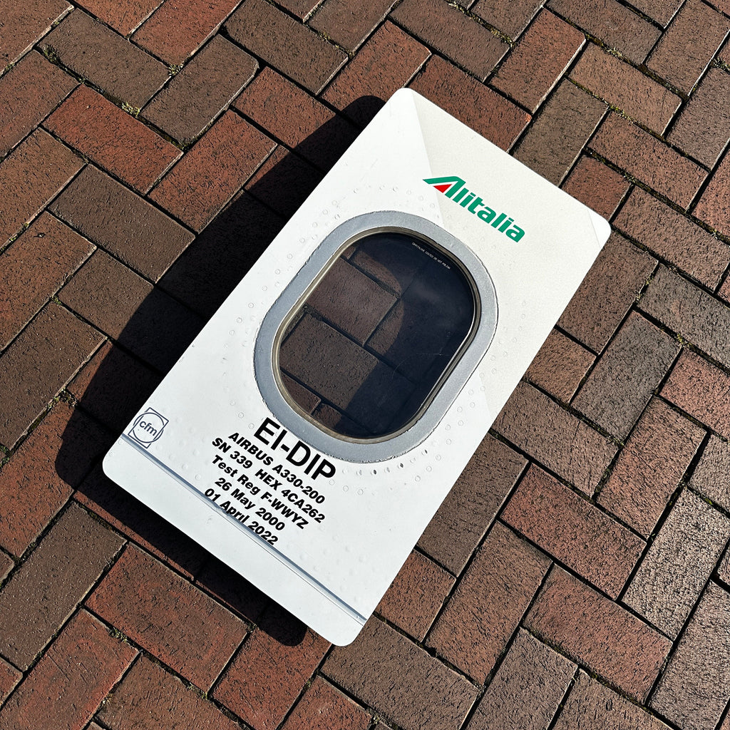 Alitalia Airbus A330 EI-DIP Window fuselage Cut Airline Aviation Upcycle Boeing Gift Plane Aircraft Aviator