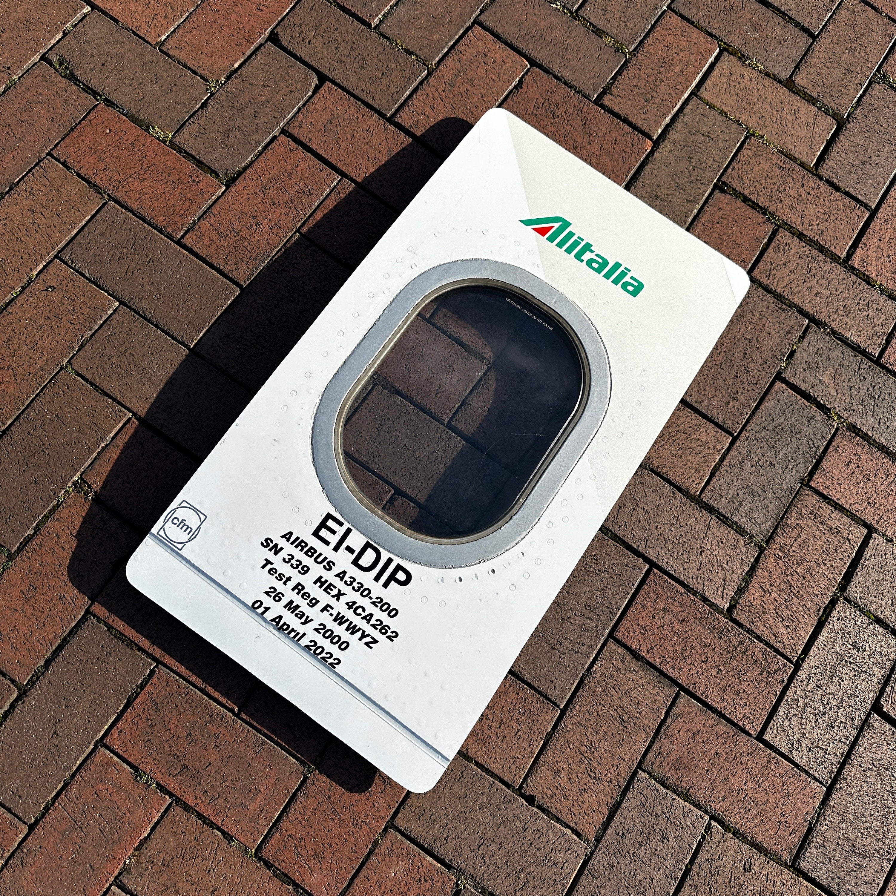 Alitalia Airbus A330 EI-DIP Window fuselage Cut Airline Aviation Upcycle Boeing Gift Plane Aircraft Aviator