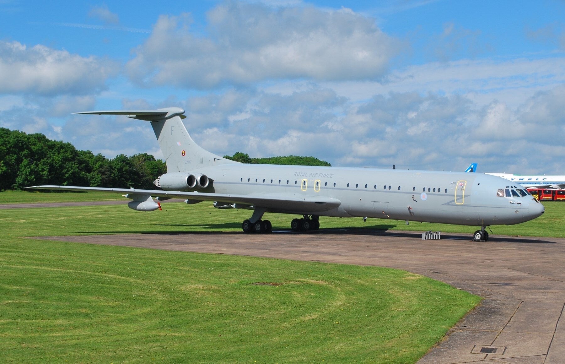 Royal Air Force Vickers VC10 ZA147 Emergency Fuselage Clock Window Cut gift Airline Aviation Upcycle Boeing Plane Aviator