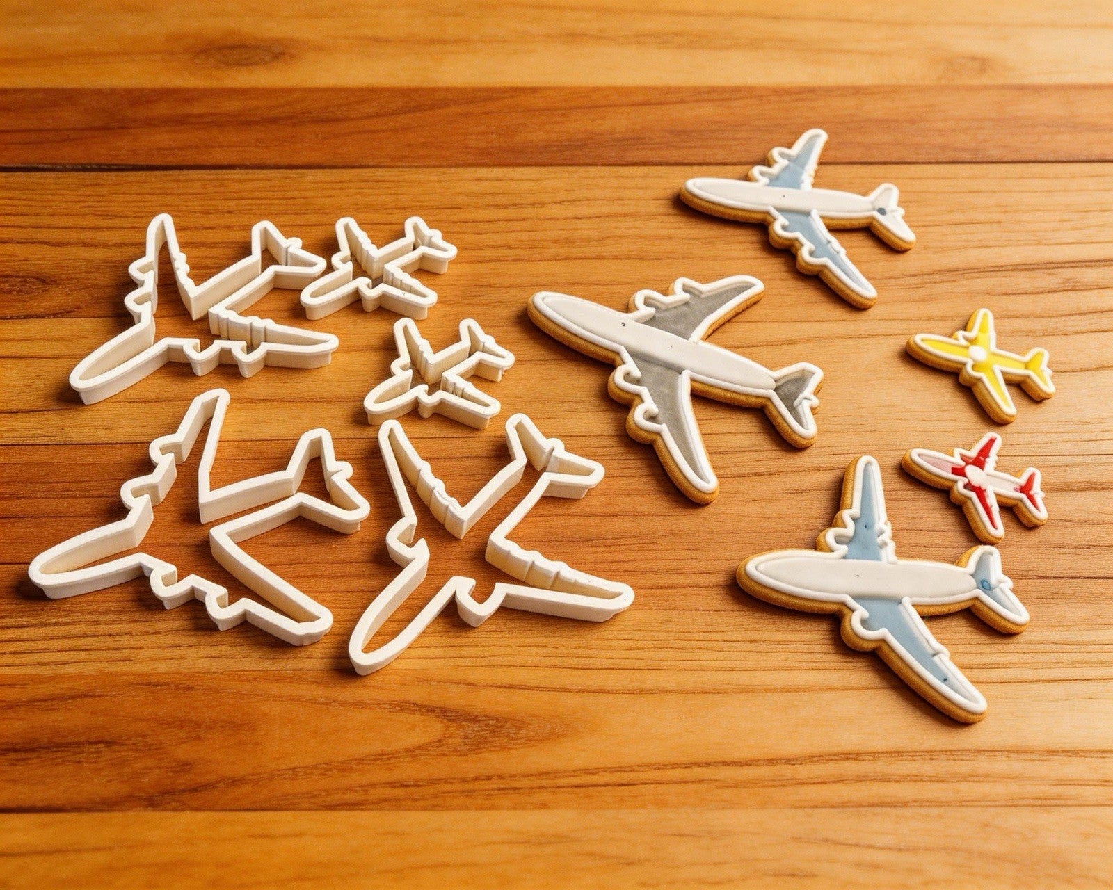 Aircraft Cookie Cutter Biscuit Shape Boeing 747 737 777 Airbus A320 A380 Avgeek