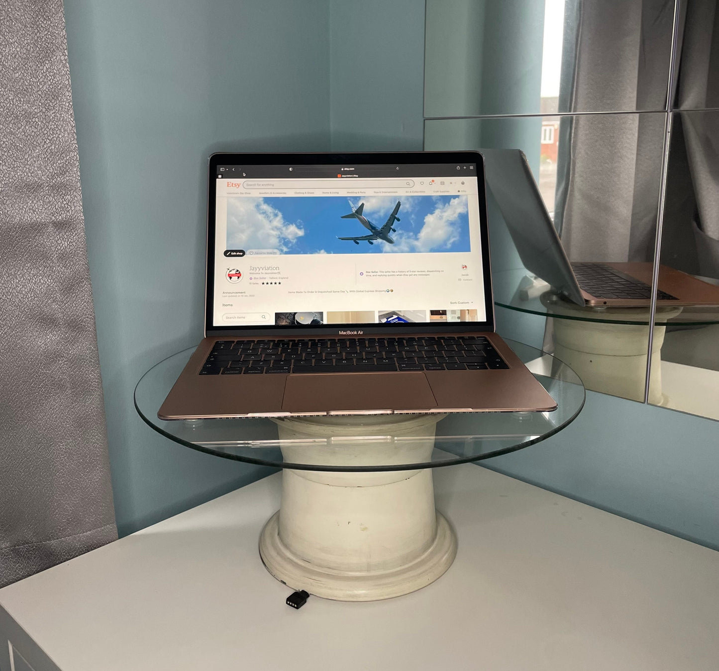 BAE Jetstream T1 Nosewheel Landing Gear Ex MoD. Upcycled Low Level Coffee/Side Table / Laptop Computer Stand