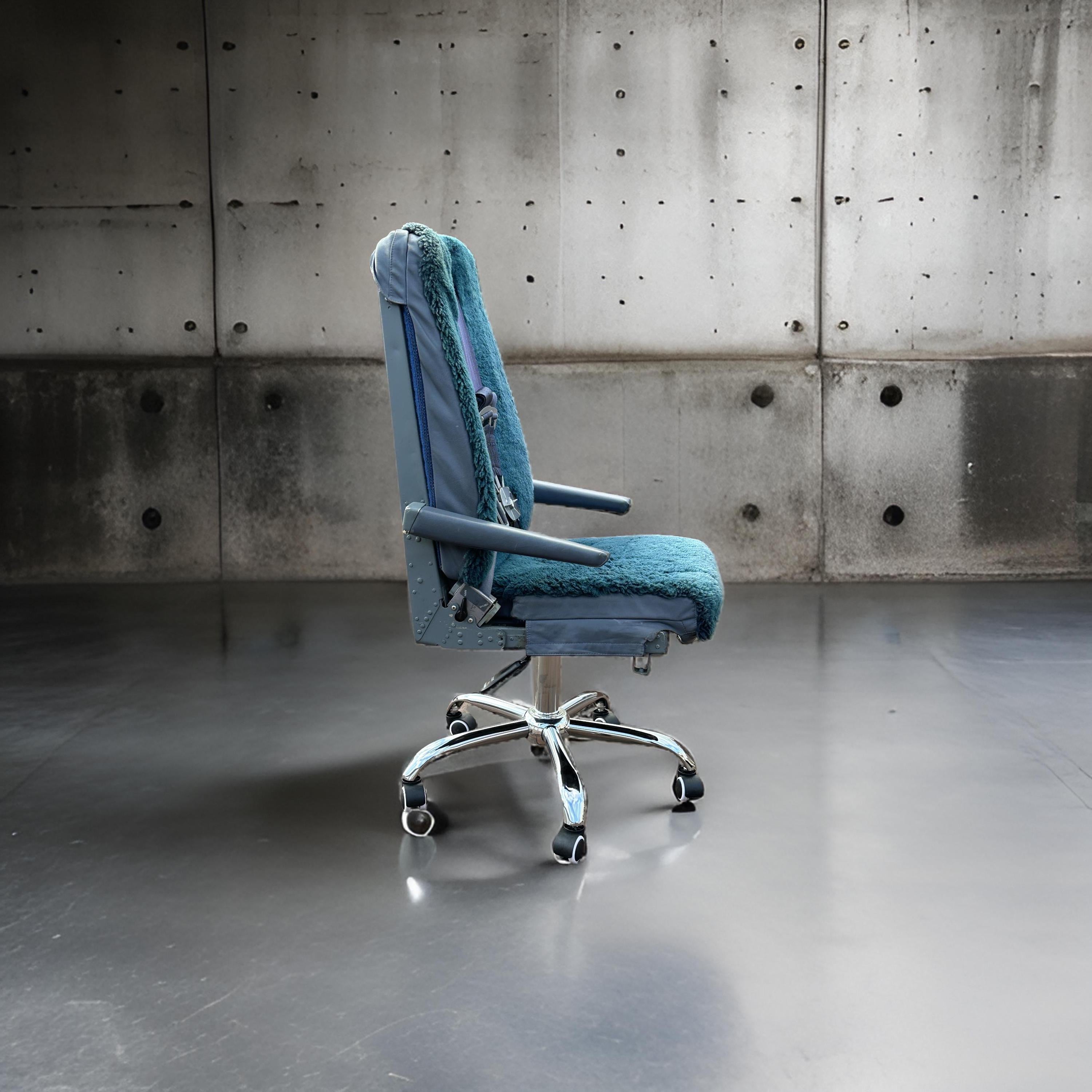 PAN AM N508PA Lockheed L-1011 Tristar Cockpit first second observer Pilot Seat Desk Chair Airline Aviation Upcycle Boeing Plane Aviator Raf