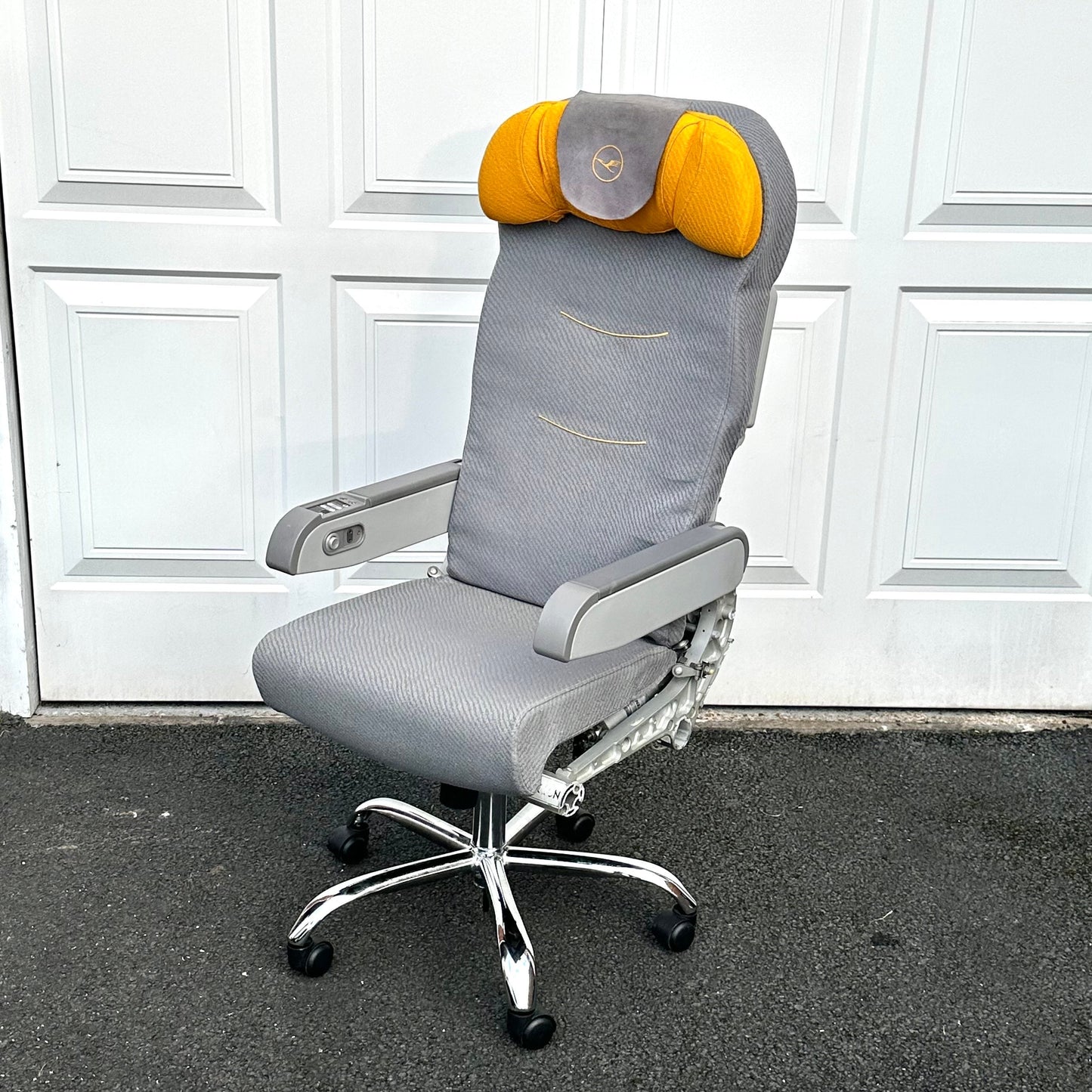 Lufthansa Boeing 747 Economy Upcycled Office Desk Chair A380 787 777 A350 A320 A319 A321 A340 A330